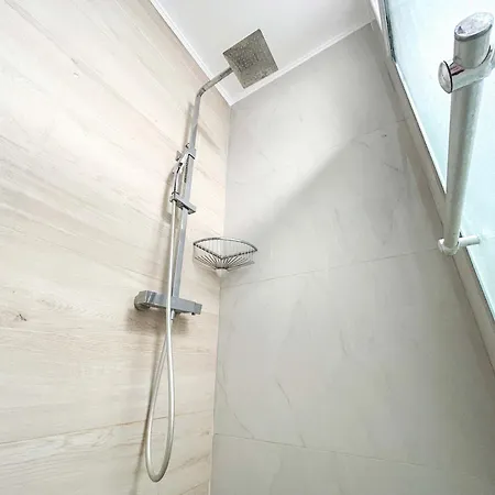 Marine Pulse Living * Durres