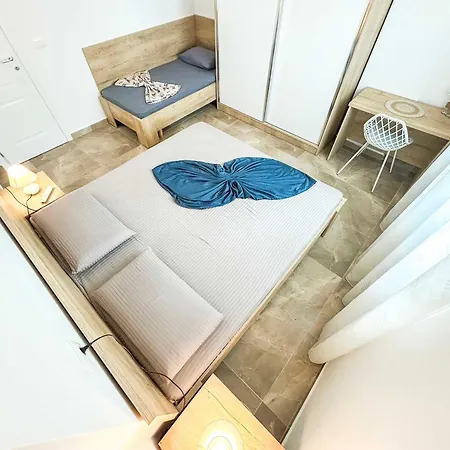 Apartment Marine Pulse Living
